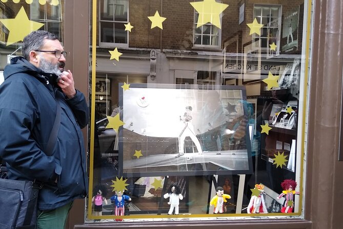 Queen Highlights Walking Tour of London - Stop 3: Holland Road and how Bohemian Rhapsody was written