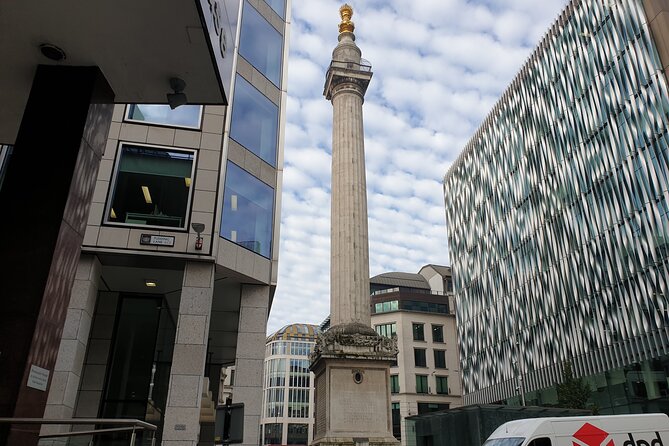 Roman Ruins to Blitz Bombings: A Walking Tour of London's Fiery History - How the Route Holds Together: From Old Walls to Modern Power