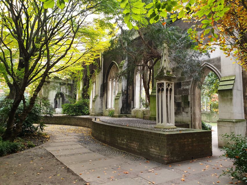 Roman Ruins to Blitz Bombings: London's Fiery History - Bank of England and the vaults story: the City’s power, told your way