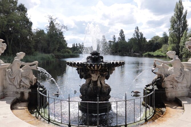 Royal Afternoon Tea & Walk at Kensington Palace - Kensington Gardens Walk: Where the Photo Stops Make Sense