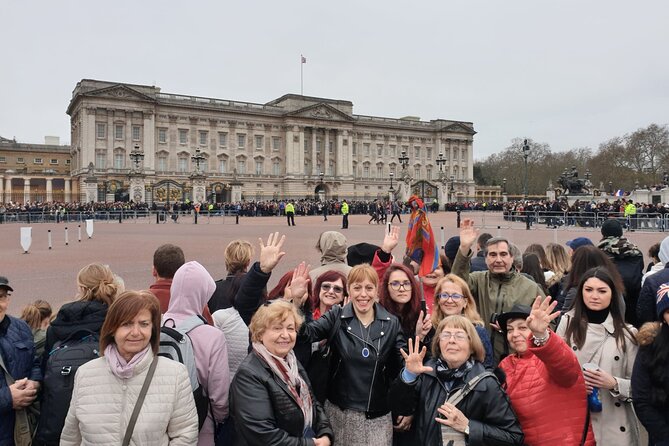 Royal London and The Beatles Private Tour - The guide factor: when Beatles lore becomes real street experience