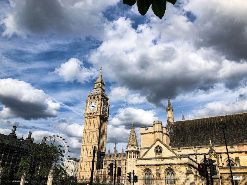 Royal London: from Saxons to Tudors & Stuarts Walking Tour - Charles I’s Last Steps: Following the Love-Torn King to Execution