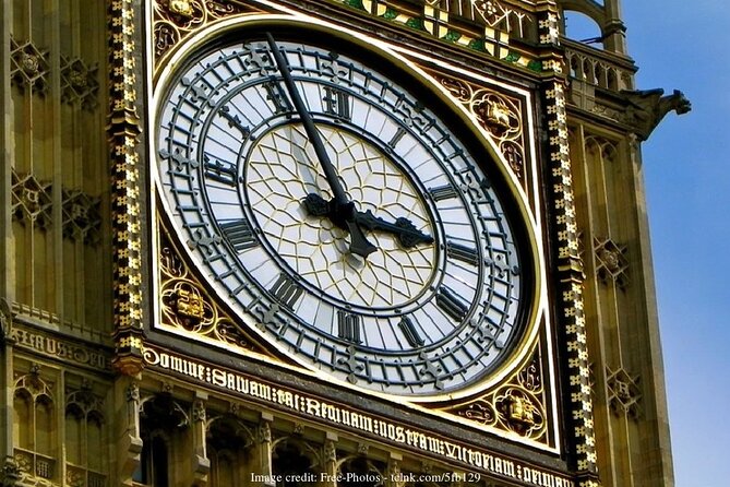 Royal London: Private Half-Day Tour with Horse Guards Parade - Westminster’s royal streets and park time: where the story starts