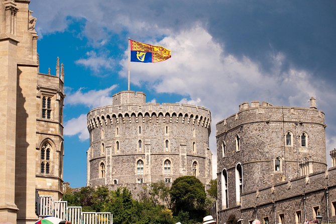 Royal Windsor Afternoon Tour from London - St George’s Chapel: the key royal stop and closing-time reality