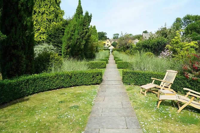 Royal Windsor Cotswold & Shakespeare Country in Executive Vehicle Private Tour - A 12-hour private day from London that actually feels manageable