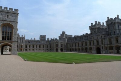 Royal Windsor, Oxford & Cotswold Private Tour - Oxford University walking tour: spires, gates, and quads on foot