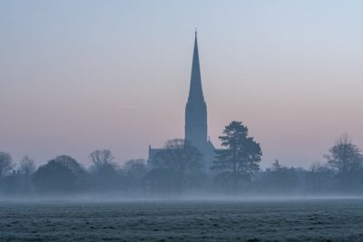 Salisbury, Stonehenge, Bath and Windsor with Christmas Lunch - Bath’s World Heritage feel: Abbey details and Pulteney Bridge moments