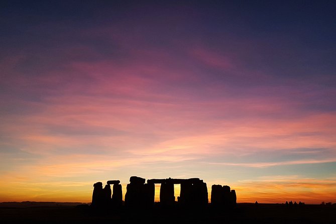Salisbury, Stonehenge, Bath and Windsor with Christmas Lunch - Who should book this Christmas Day tour (and who shouldn’t)