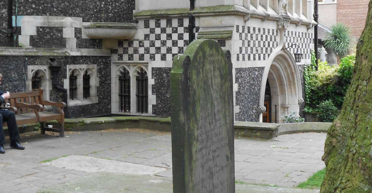 Secret Old London Walking Tour - Start outside the Barbican and walk into layered London