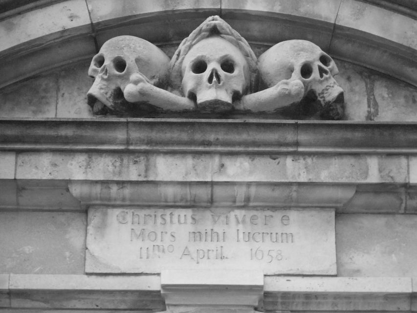 Secret Old London Walking Tour - Smithfield: medieval jousts and principal execution sites