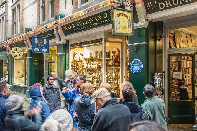 Secret Walking Tour of Central London - Stop 4: The Strand theatre district and the superstitious hotel