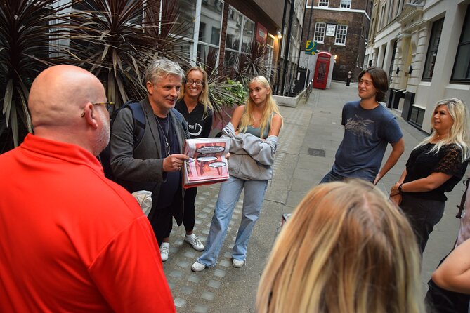 Serial Killers: The Blood and Tears London Walk Tour - How Declan’s style changes the whole tour