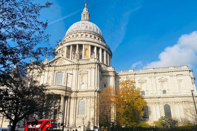 Shakespeare's Walking Tour in London - Elizabethan snacks and extracts: the edible timeline