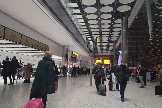 Shared Shuttle Service from Gatwick to your Hotel in London - Luggage Help That Changes the Day