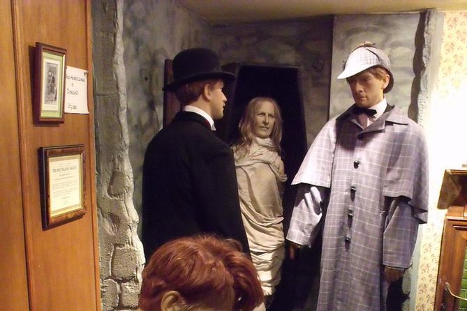 Sherlock Holmes Museum & Westminster Walking Tour - Start at The Ritz: your day begins where London feels polished
