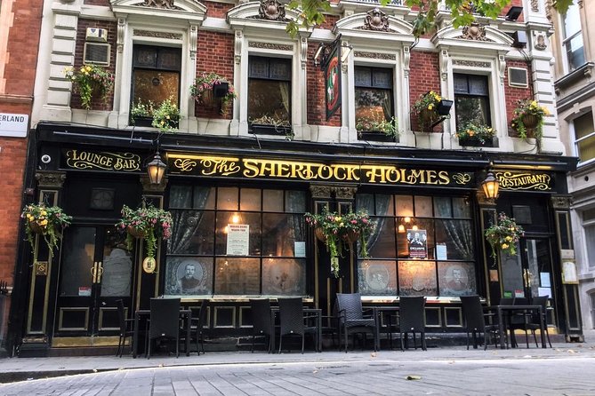 Sherlock Holmes Private Guided Tour - BBC Series & Traditional Locations - Soho’s BBC Sherlock dinner scene stop
