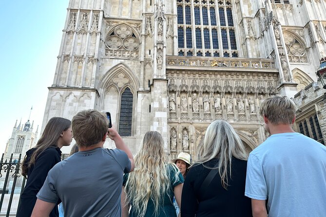 Skip-the-line London Westminster Abbey and City of Westminster Kid-Friendly Tour - Entering Westminster Abbey: what you’ll see and why it sticks