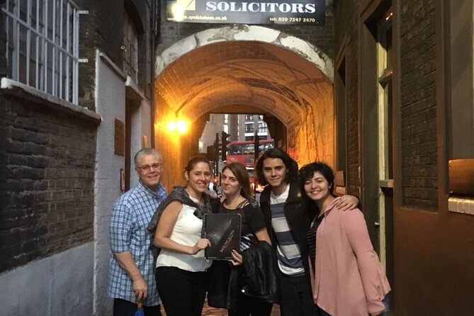 Slavery and City of London Walking Tour - Who should book this tour?