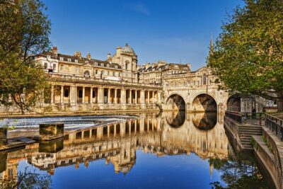Small Group Cotswolds Village, Stonehenge and Bath Tour from London - Stonehenge with 1 hour 45 minutes: how much you’ll really get done