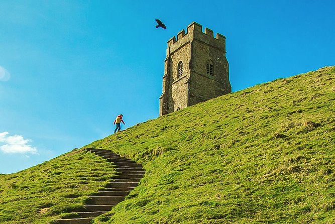 Small-Group Day Trip to Stonehenge, Glastonbury, and Avebury from London - Stonehenge on Salisbury Plain: what to watch for during your 1 hour 15 minutes