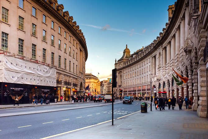 Soho Instagram Self-Guided Walking Tour - Top Photo Spots - Timing and setup: don’t lose your audio to a late download