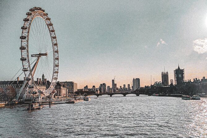 Southbank Immersive Self-Guided Audio Walking Tour - Stop 2: Tate Modern and the Millennium Bridge crossing