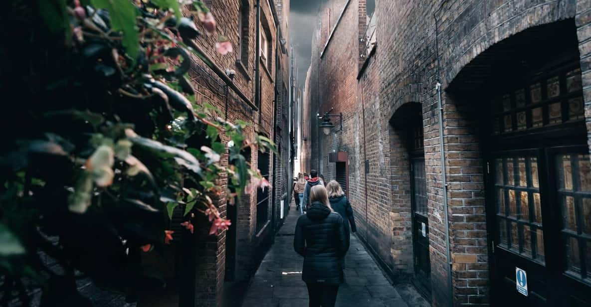 Spanish Language : Original Harry Potter Walking Tour - Borough Market to Southwark Cathedral: starting in real food-and-history territory