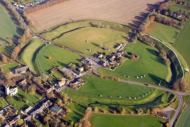 Stonehenge and The Stone Circles of Avebury Day Trip from London - Tips that make the day smoother at all three sites