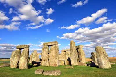 Stonehenge & Bath Private Car Tour from London - Bath’s city walk: Pulteney Bridge, Royal Crescent, and Austen-area time