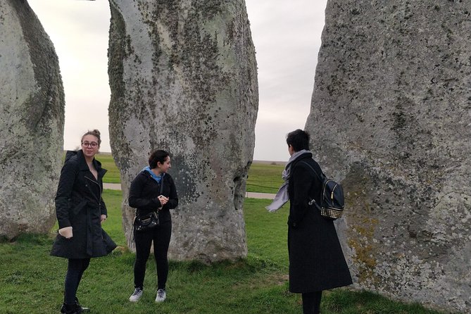 Stonehenge & Bath Private Day Tour from London - Guides Make or Break This Kind of Day Trip