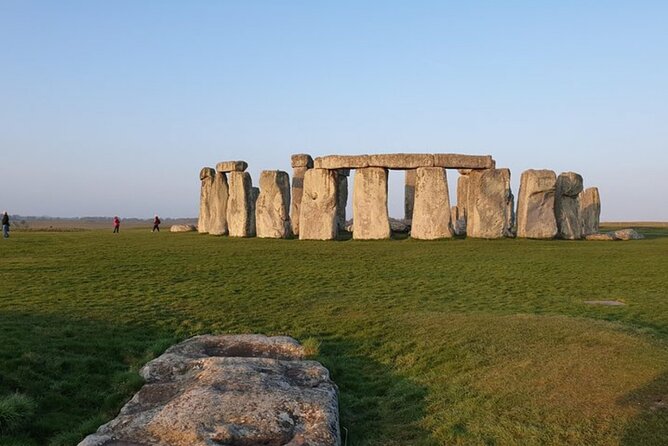 Stonehenge & Bath Private driverTours - Roman Baths and Bath Leisure: Royal Crescent, Shopping Time, and Tea