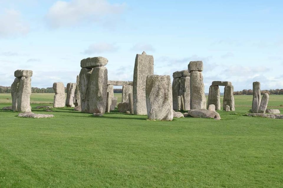 Stonehenge, Bath, Windsor and Roman Baths London Day Tours - What kind of traveler should book this
