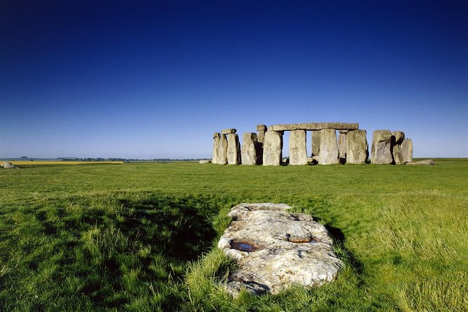 Stonehenge Half Day Tour with Entry and Extra Time - The Salisbury Plain setting: barrows and big-scale visuals