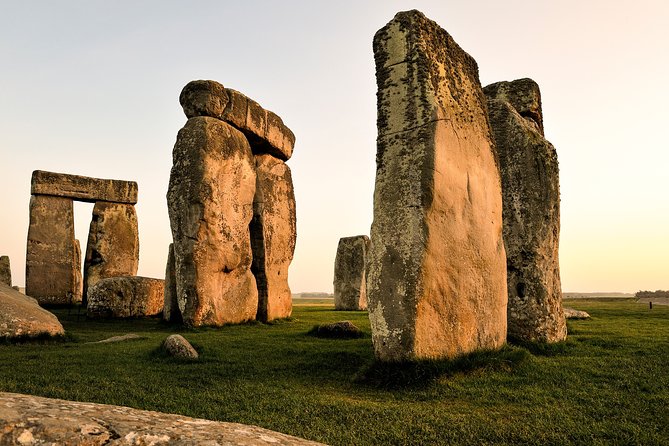 Stonehenge Half Day Tour with Entry and Extra Time - Comfort and crowd reality: lines, weather, and the café question