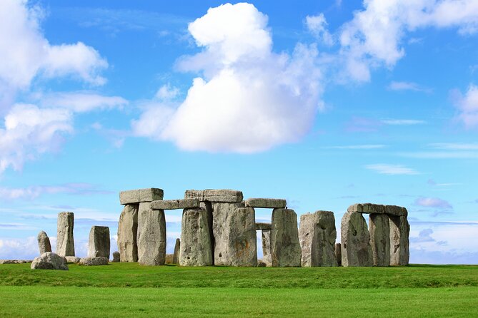 Stonehenge Inner Circle Tour - The host at Stonehenge: what makes it feel worth the money