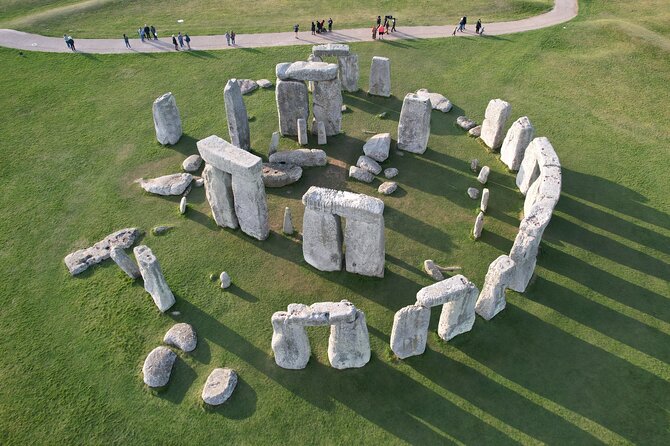 Stonehenge & Salisbury Cathedral: Private Day Trip from London - Price and value: what you pay for (and what’s extra)