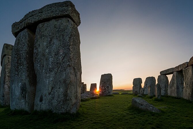 Stonehenge Special Access Guided Evening Tour from London - What Makes After-Hours Stonehenge Worth It