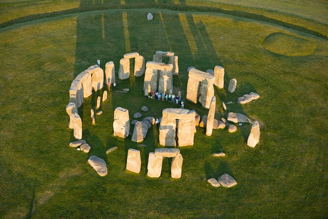 Stonehenge Special Access Guided Evening Tour from London - Avebury Stone Circle: A Smaller Start That Sets the Tone