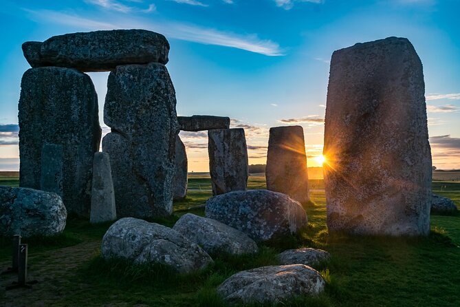 Stonehenge Special Access Guided Morning Tour from London - Special Access Inside Stonehenge’s Stone Circle at 8:00am
