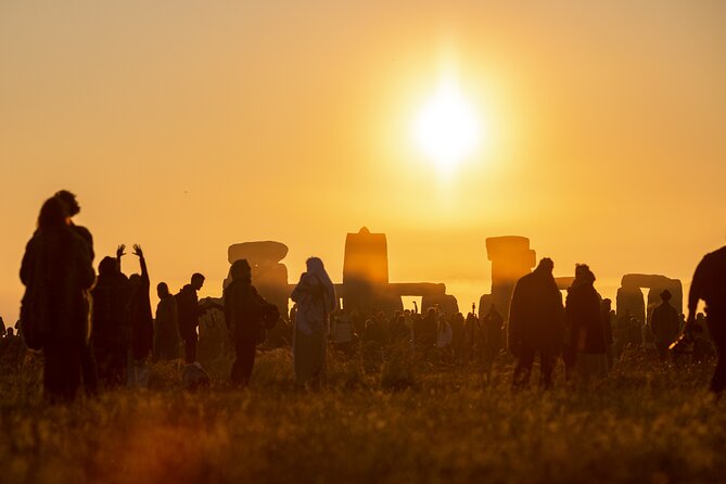 Stonehenge Summer Solstice Tour from London: Sunset or Sunrise Viewing - Who should book this Stonehenge solstice tour (and who shouldn’t)