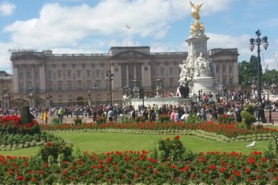 Take Your Time Private London Walking Tour - South Kensington and Hyde Park: Museums, Royal Buildings, and a Pint Stop