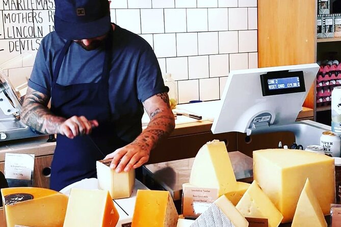 Taste London: Cheese Tasting & Walking Tour - What you taste: Stilton, Camembert, and drunken cheese with sparkling wine