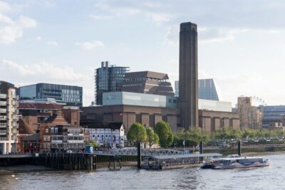 Tate Modern Official Discovery Tour - Meeting at 11:30 and Using Your Mobile Ticket