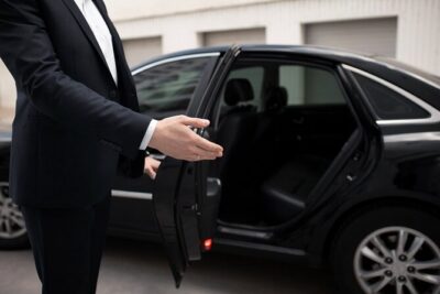 Taxi: Heathrow Airport To or From London - Meeting up at Heathrow: where you’ll actually find the driver
