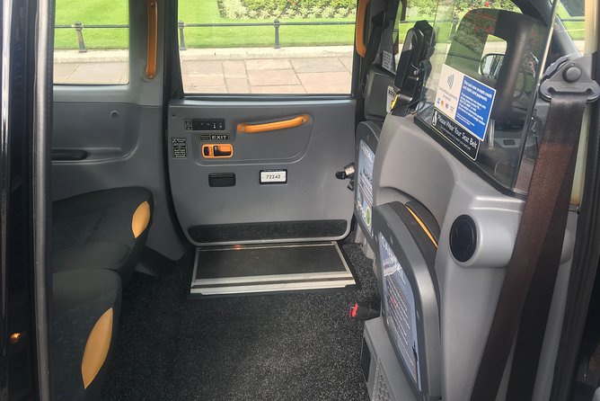 The 6 Hour Private Iconic Black Cab Sightseeing Tour - Getting picked up in central London without the stress