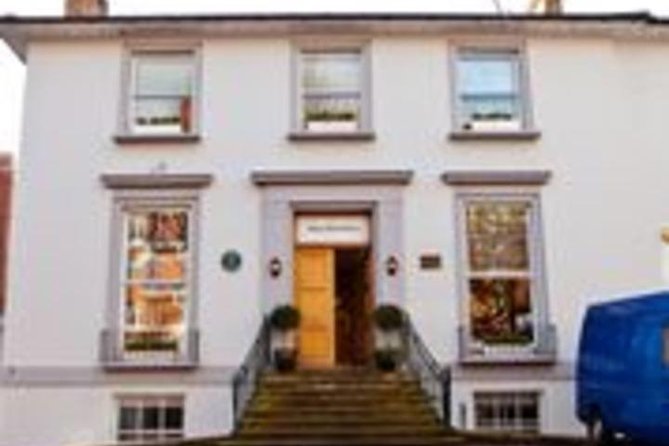 The Beatles Magical History Black Taxi Tour London - 3 Savile Row rooftop legend in Mayfair