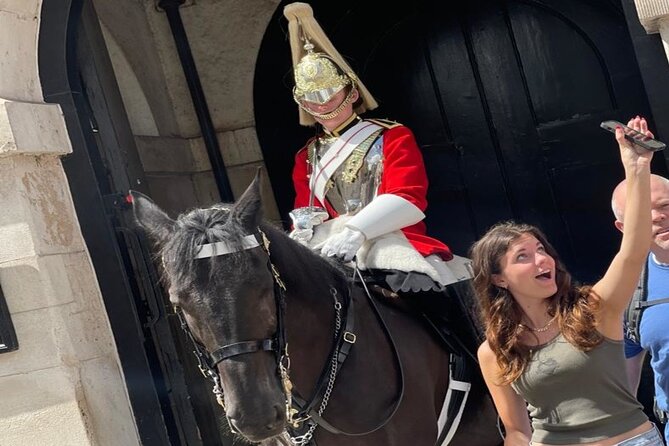 The Changing of the Guard Tour and Buckingham Palace - Trafalgar Square finale: Nelson’s Column and easy next steps