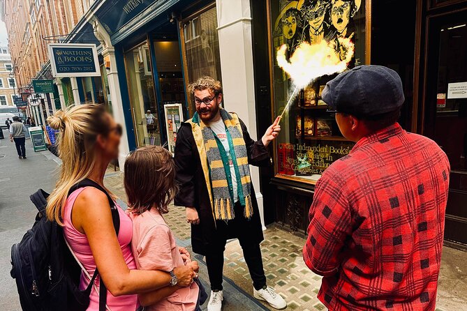 The Harry Potter Walking Tour with Potter-Vision - Stop 1: Leadenhall Market and the Leaky Cauldron moment