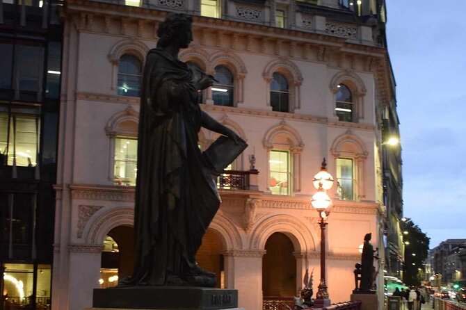 The Haunted Pubs of Old London: Small Group Tour - Rising Sun and Smithfield Market: Resurrection Men and an Execution Past