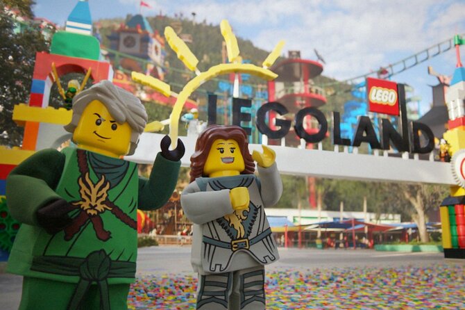 The LEGOLAND® Windsor Resort Express from London - Meeting at Victoria: getting on the right coach, first try
